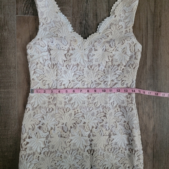 Ann Taylor Dressy Sleeveless Lace Overlay Dress Cream Beige Lined Size 0 - Picture 15 of 15